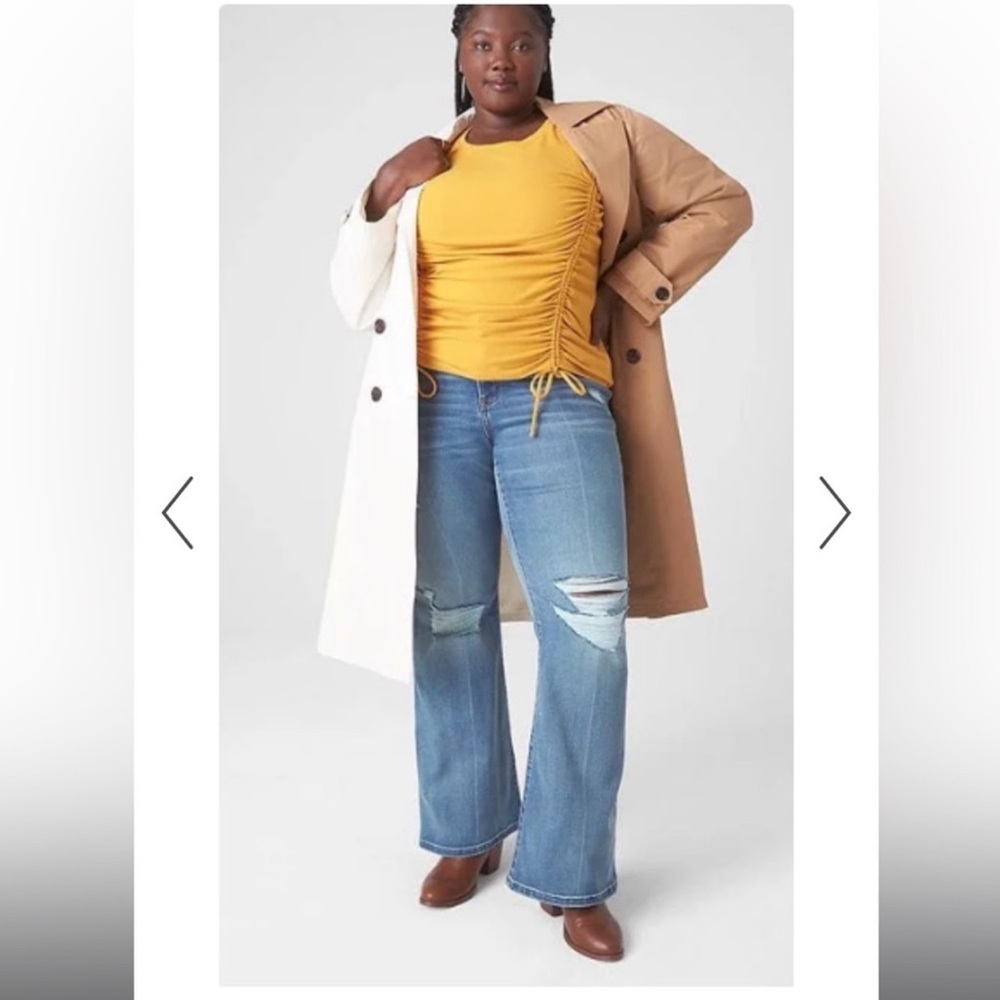 Lane Bryant Body Con Signature Fit Mid Rise Flare Jeans